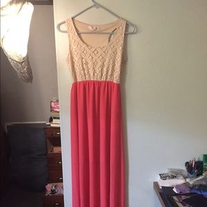 Super cute light weight summer dress